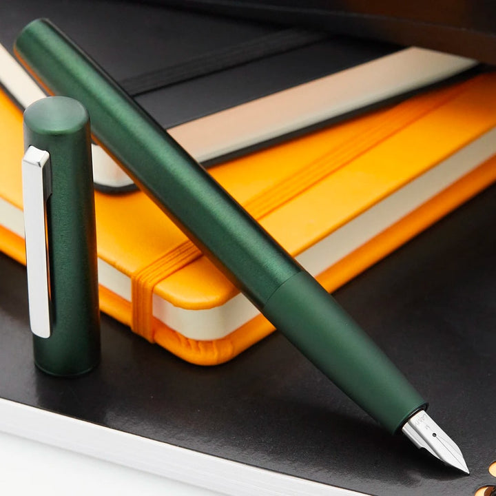 Lamy Aion Fountain Pen Darkgreen — barrel detail