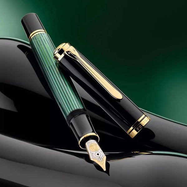 画像をギャラリービューアに読み込む, Pelikan Souverän® M400 Fountain Pen Black-Green, Pelikan, Fountain Pen, pelikan-souveran-m400-fountain-pen-black-green, Black, can be engraved, Green, Cityluxe
