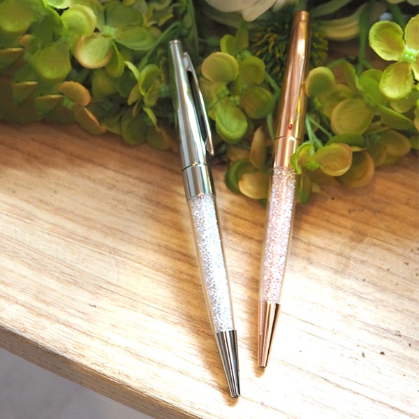 Helen Kelly Sparkle Pen Silver — close-up