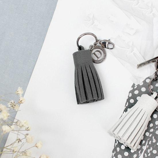D.Lab Tassel Charcoal — front view