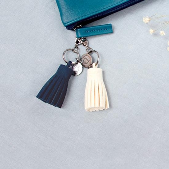 D.Lab Tassel Navy — front view