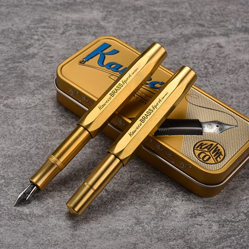 将图片加载到图库查看器，Kaweco Brass Sport Fountain Pen, Kaweco, Fountain Pen, kaweco-brass-sport-fountain-pen-medium, Bullet Journalist, can be engraved, Gold, Kaweco Sport, Pen Lovers, Cityluxe

