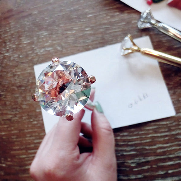 Helen Kelly Diamond Pen Rose Gold — engraving example