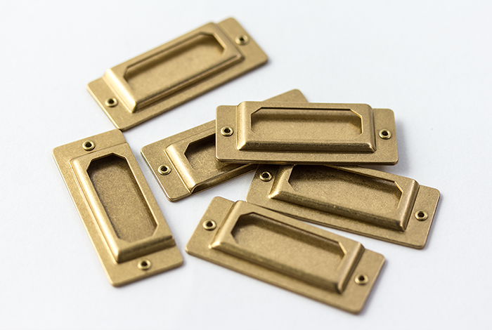 Midori Brass Label Plate — detail view