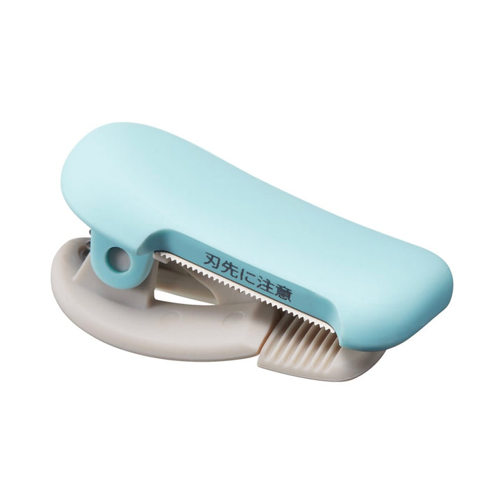 Kokuyo Karu Cut Tape Cutter Clip-Type (20-25mm) Blue — roll front