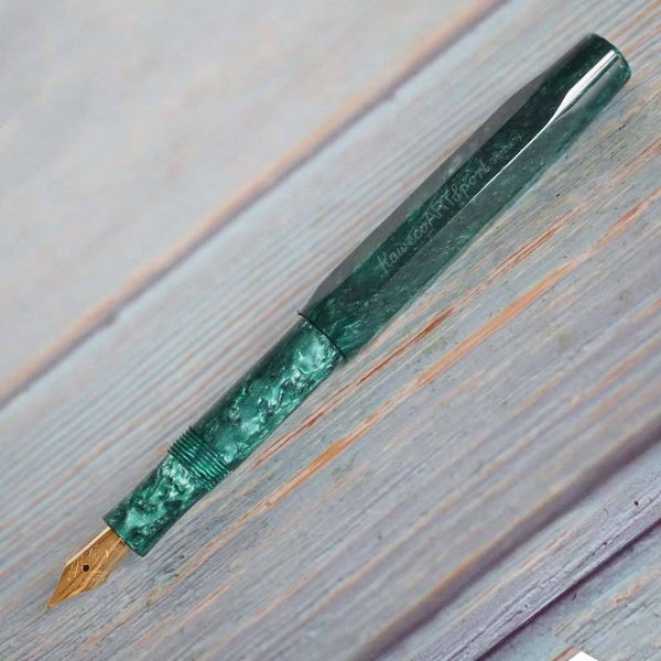 Kaweco Art Sport Fountain Pen Metallic Green Limited Edition 2018 — capped