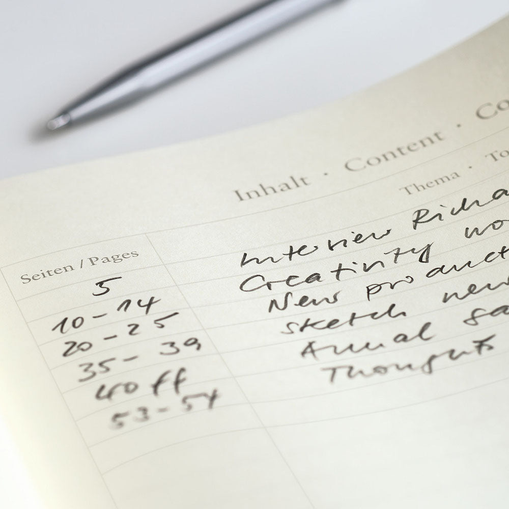 Leuchtturm1917 Bicolore A5 Medium Notebook Sand-Red — ruling detail