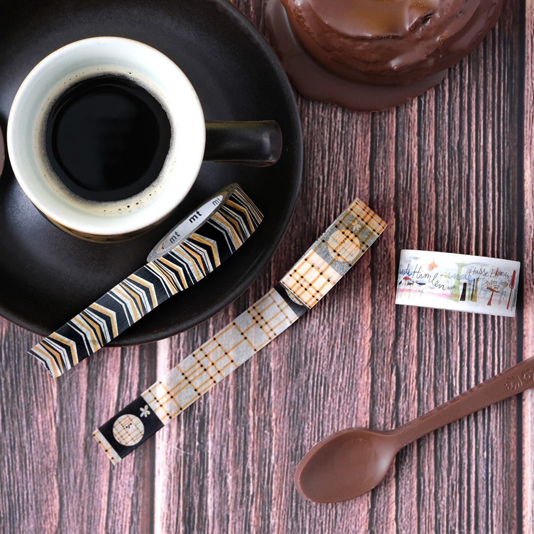 MT x Olle Eksell Washi Tape Crossed Lines — roll side