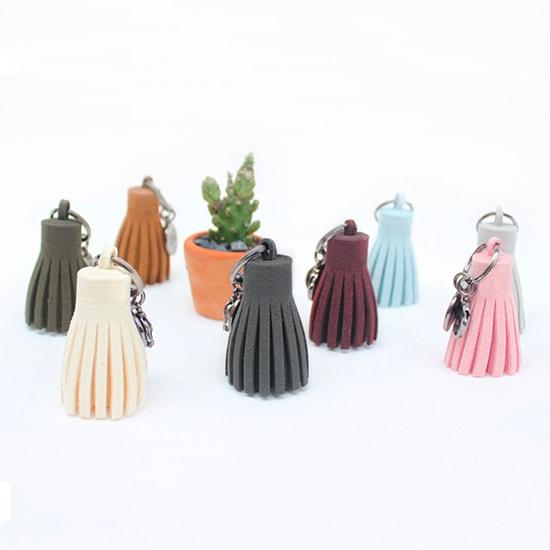 D.Lab Tassel Gray — side view