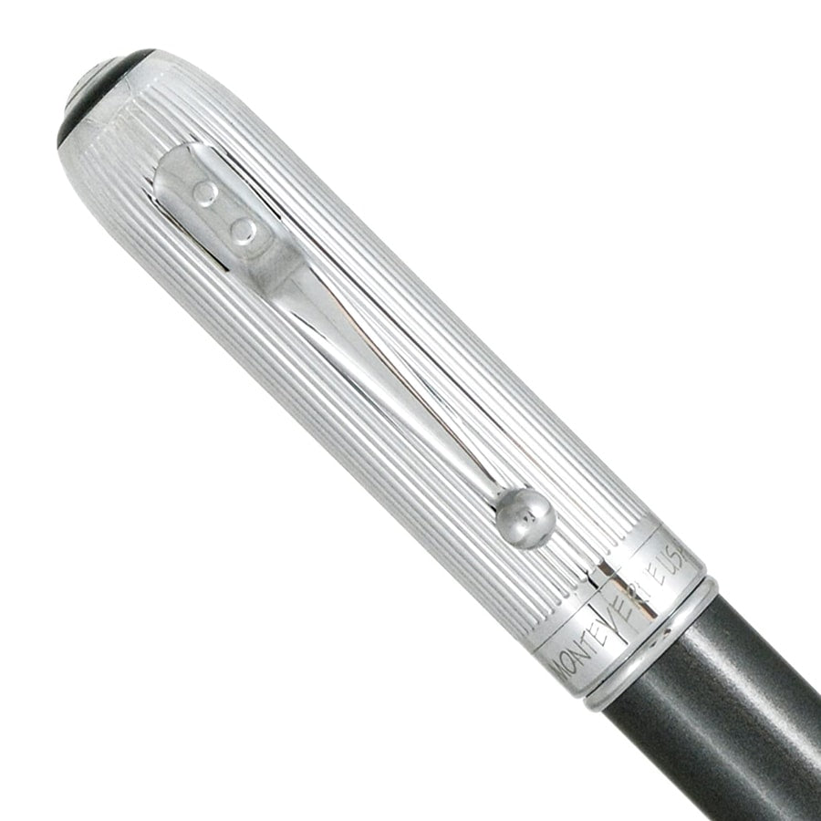 Monteverde Rodeo Drive Fountain Pen Metallic Black Chrome — barrel detail