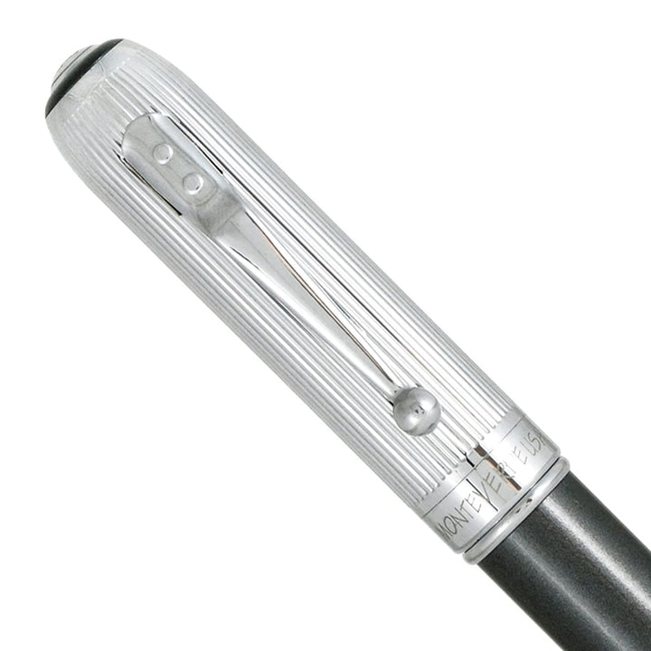Monteverde Rodeo Drive Fountain Pen Metallic Black Chrome — barrel detail